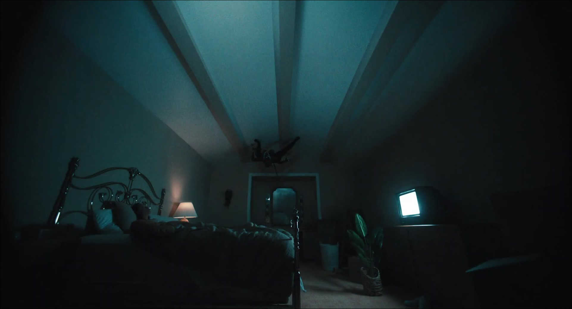 0010.jpg